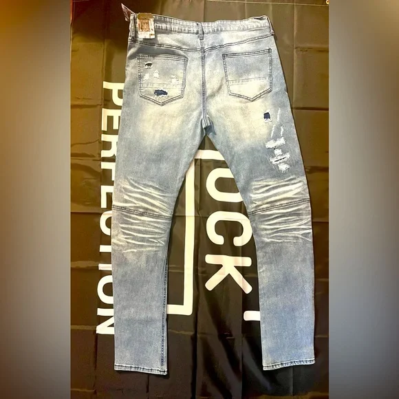 Distressed Rutherford Jeans - Picture 6 of 8